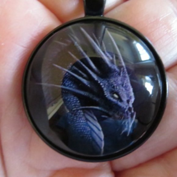 Purple DRAGON Head Cabochon Pendant Chain Included (K229) - Picture 1 of 2
